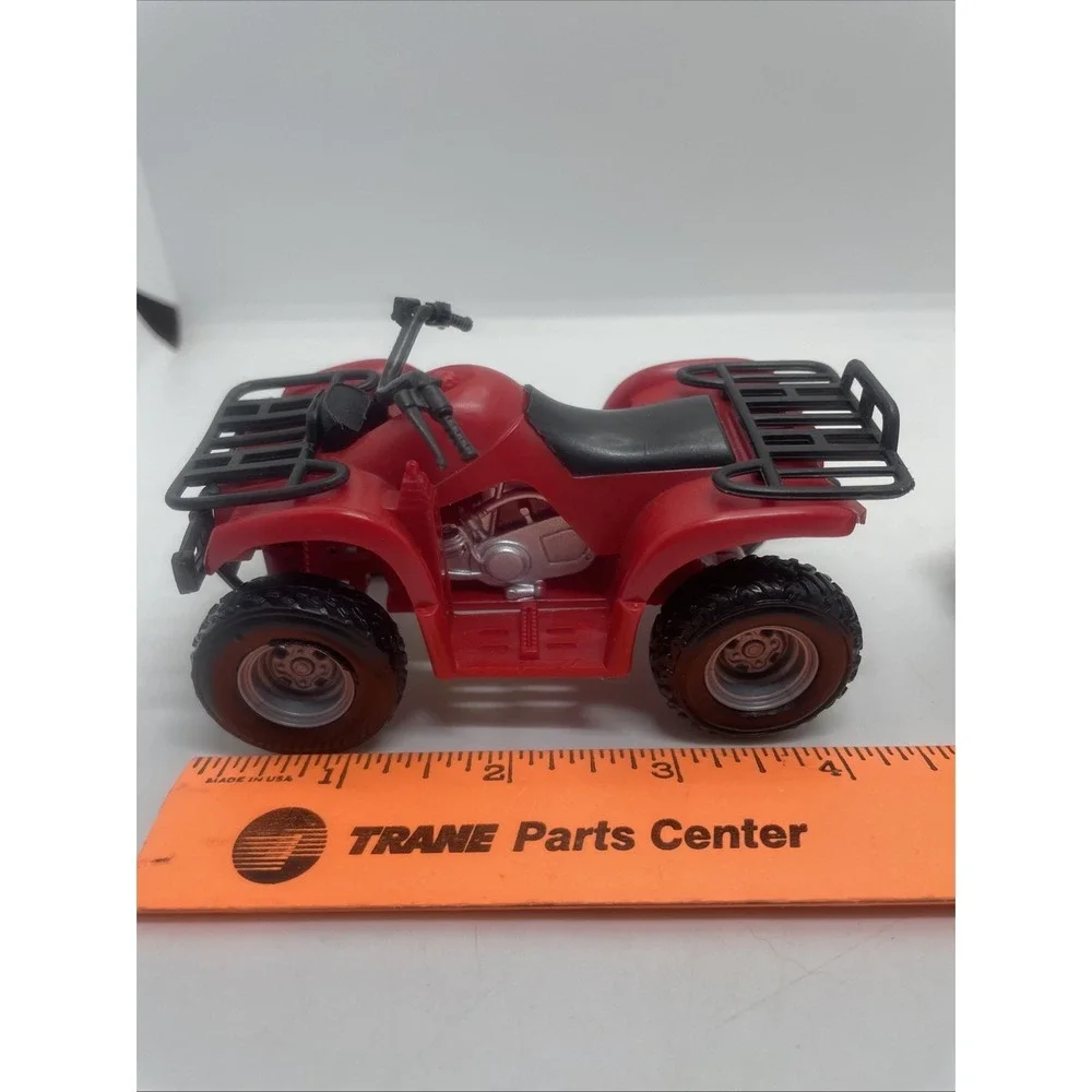 Greenbrier  ATV, Die-cast Metal & Plastic EX 500 And RED 4-Four Wheeler W  Racks